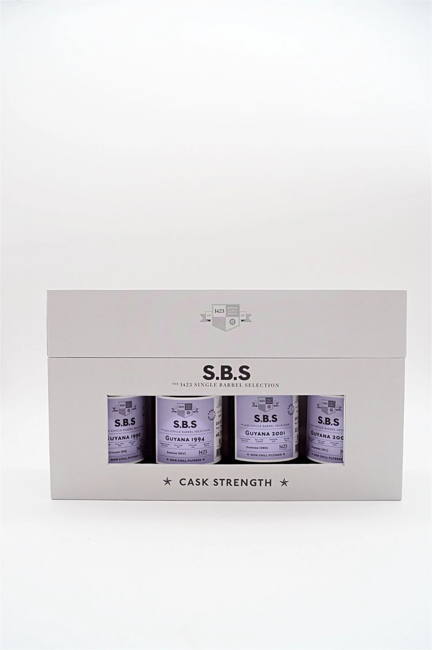 SBS Guyana Cask Strength Giftbox Single Barrel Selection (4x0,2l) 3 SBS Guyana Cask Strength Giftbox Single Barrel Selection (4x0,2l)